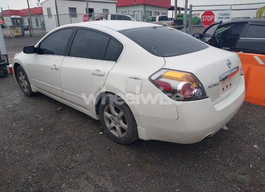 Photo 3 of 2010 Nissan Altima 2.5 S (VIN 1N4AL2AP3AN446656)