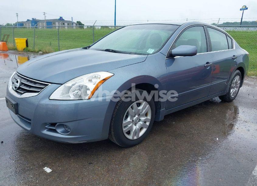Photo 2 of 2010 Nissan Altima 2.5 S (VIN 1N4AL2AP3AN464493)