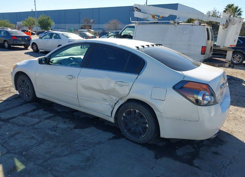 Photo 3 of 2010 Nissan Altima 2.5 S (VIN 1N4AL2AP3AN473176)