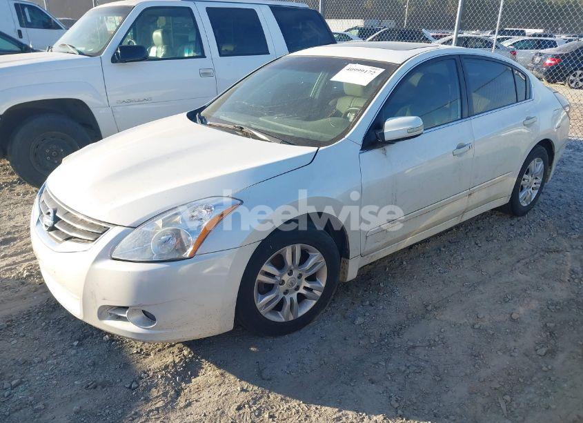 Photo 2 of 2010 Nissan Altima 2.5 S (VIN 1N4AL2AP3AN483481)