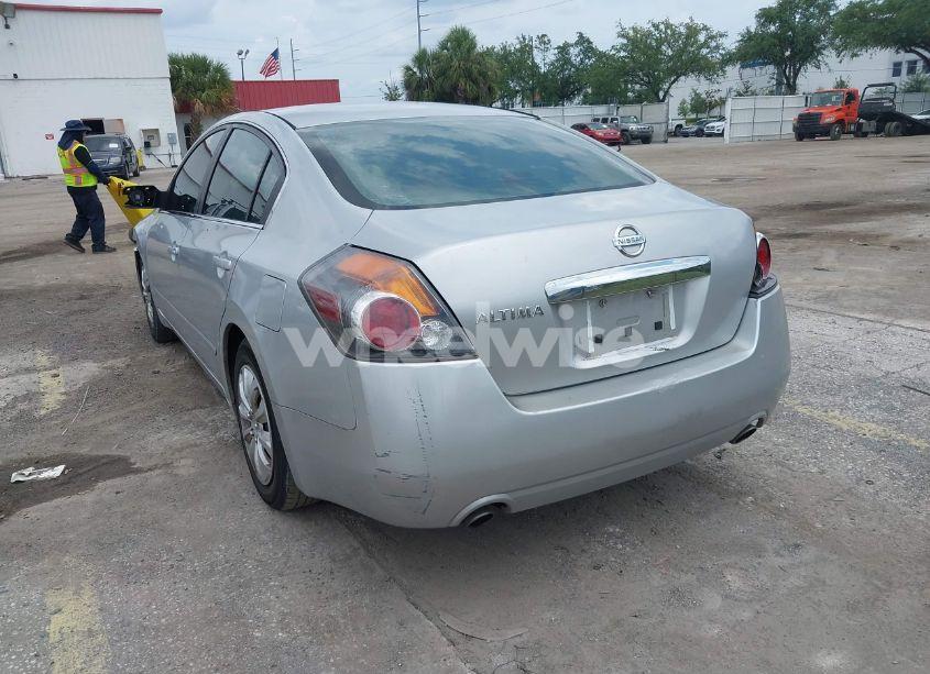 Photo 3 of 2010 Nissan Altima 2.5 (VIN 1N4AL2AP3AN487868)