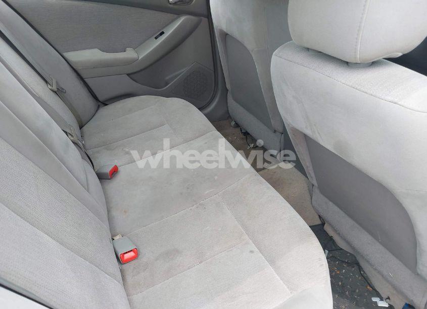 Photo 8 of 2010 Nissan Altima 2.5 (VIN 1N4AL2AP3AN487868)