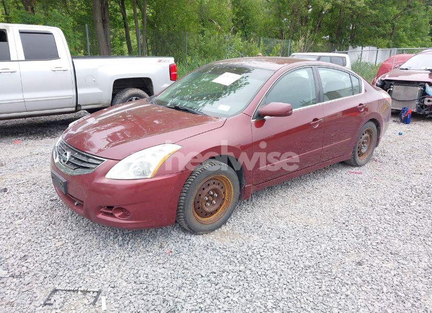 Photo 2 of 2010 Nissan Altima 2.5 S (VIN 1N4AL2AP3AN493217)