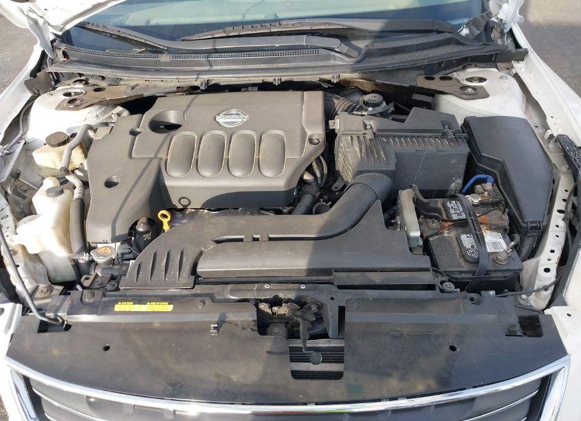Photo 10 of 2010 Nissan Altima 2.5 S (VIN 1N4AL2AP3AN497753)