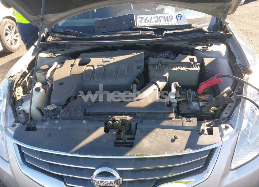 Photo 10 of 2010 Nissan Altima 2.5 S (VIN 1N4AL2AP3AN498191)