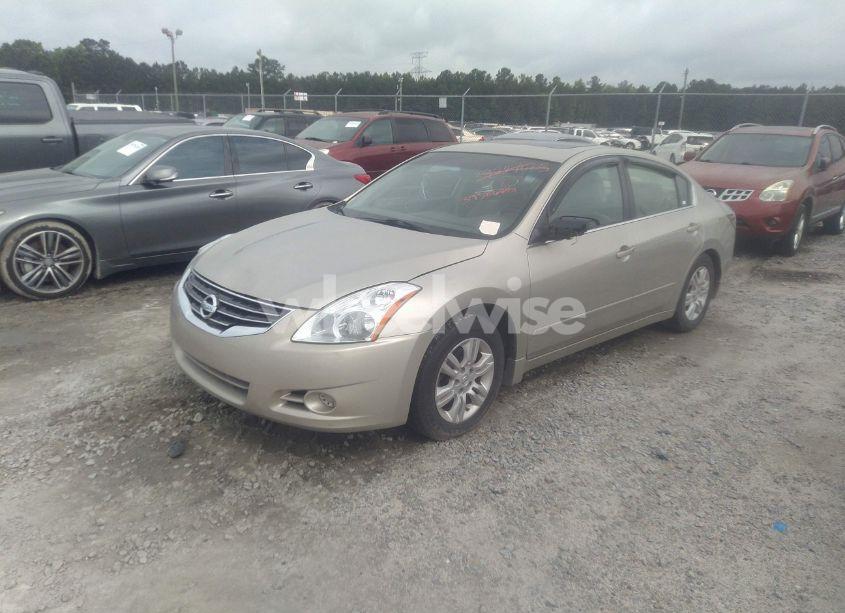 Photo 2 of 2010 Nissan Altima 2.5 S (VIN 1N4AL2AP3AN517726)