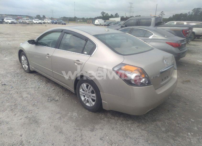 Photo 3 of 2010 Nissan Altima 2.5 S (VIN 1N4AL2AP3AN517726)