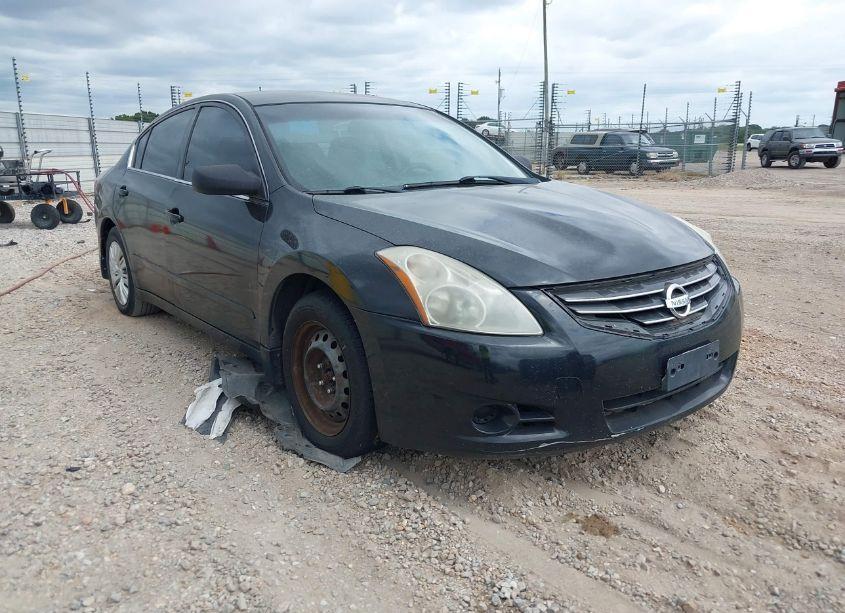 2010 Nissan Altima 2.5 S (VIN 1N4AL2AP3AN523400) main photo