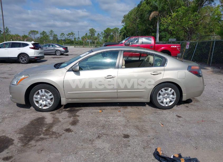Photo 15 of 2010 Nissan Altima 2.5 S (VIN 1N4AL2AP3AN528824)