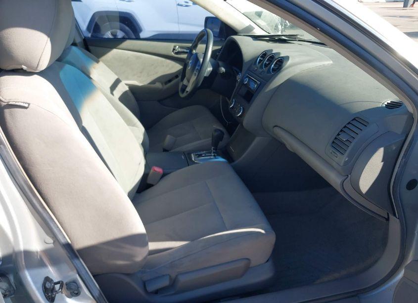 Photo 5 of 2010 Nissan Altima 2.5 (VIN 1N4AL2AP3AN532131)