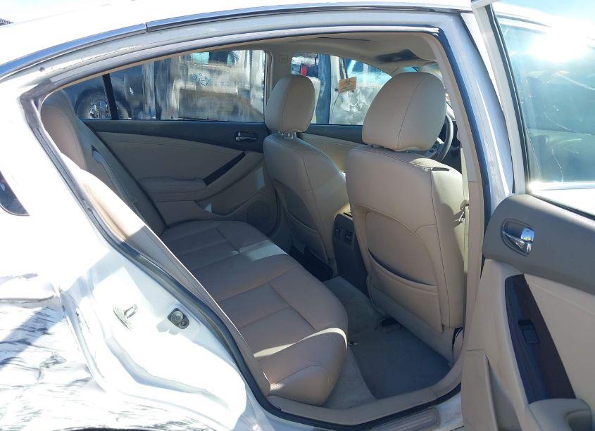 Photo 8 of 2010 Nissan Altima 2.5 SL (VIN 1N4AL2AP3AN564223)