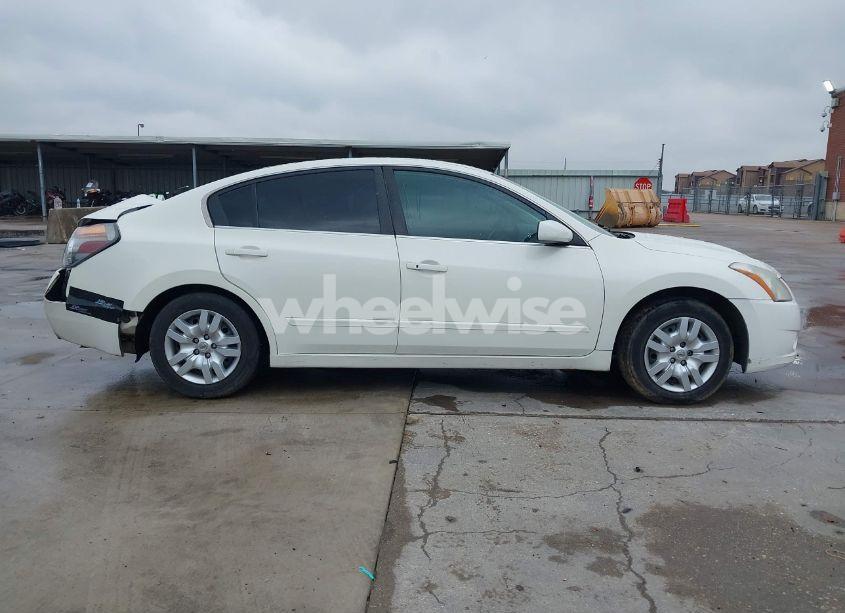 Photo 13 of 2011 Nissan Altima 2.5 S (VIN 1N4AL2AP3BC124502)