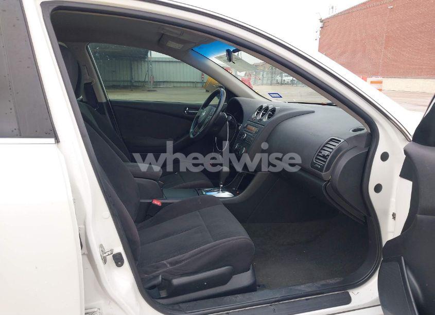 Photo 5 of 2011 Nissan Altima 2.5 S (VIN 1N4AL2AP3BC124502)