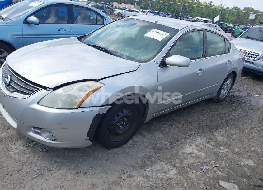 Photo 2 of 2011 Nissan Altima 2.5 S (VIN 1N4AL2AP3BC162344)