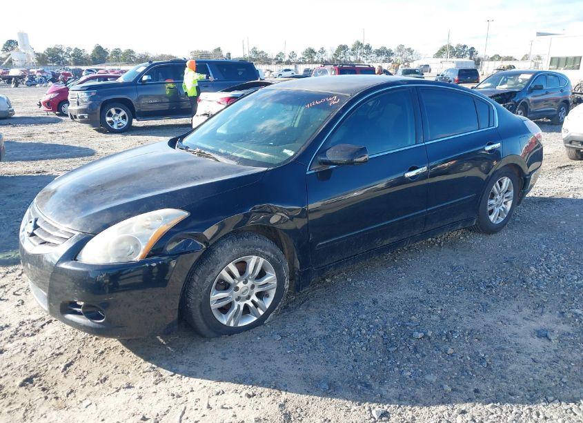 Photo 2 of 2011 Nissan Altima 2.5 S (VIN 1N4AL2AP3BC182755)
