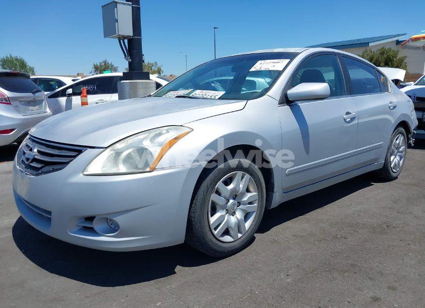 Photo 2 of 2011 Nissan Altima 2.5 S (VIN 1N4AL2AP3BN418051)