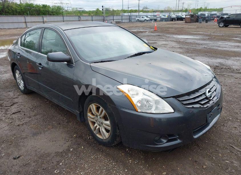 2011 Nissan Altima 2.5 S (VIN 1N4AL2AP3BN461207) main photo