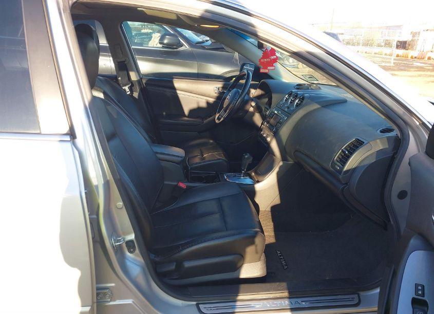 Photo 5 of 2011 Nissan Altima 2.5 S (VIN 1N4AL2AP3BN514536)