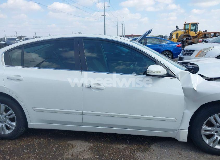 Photo 13 of 2012 Nissan Altima 2.5 S (VIN 1N4AL2AP3CC104087)