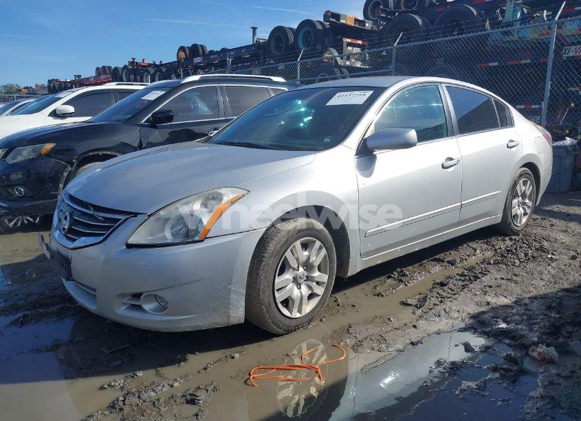 Photo 2 of 2012 Nissan Altima 2.5 S (VIN 1N4AL2AP3CC200088)