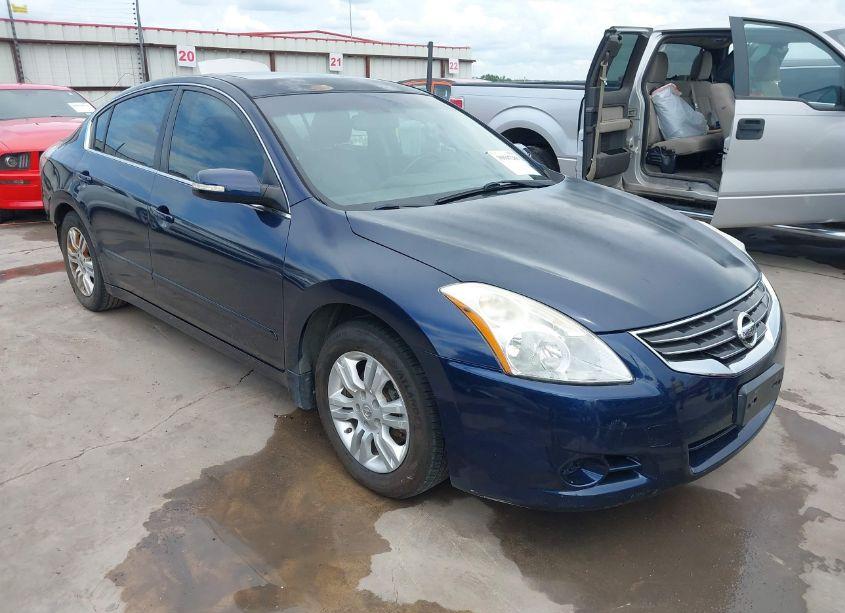 2010 Nissan Altima 2.5 S (VIN 1N4AL2AP4AC111353) main photo