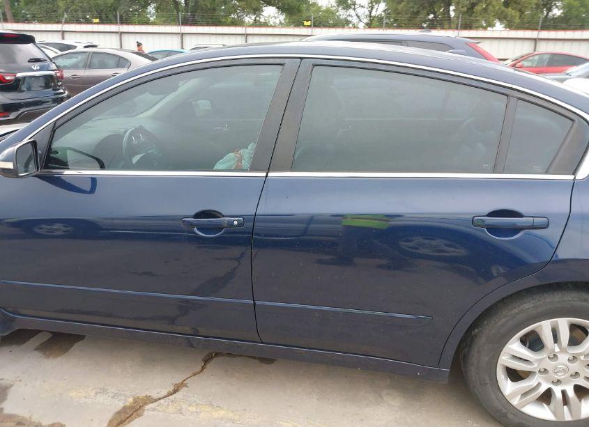 Photo 15 of 2010 Nissan Altima 2.5 S (VIN 1N4AL2AP4AC111353)