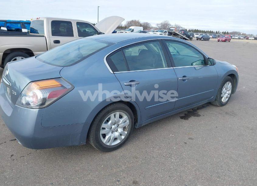 Photo 4 of 2010 Nissan Altima 2.5 S (VIN 1N4AL2AP4AC143381)