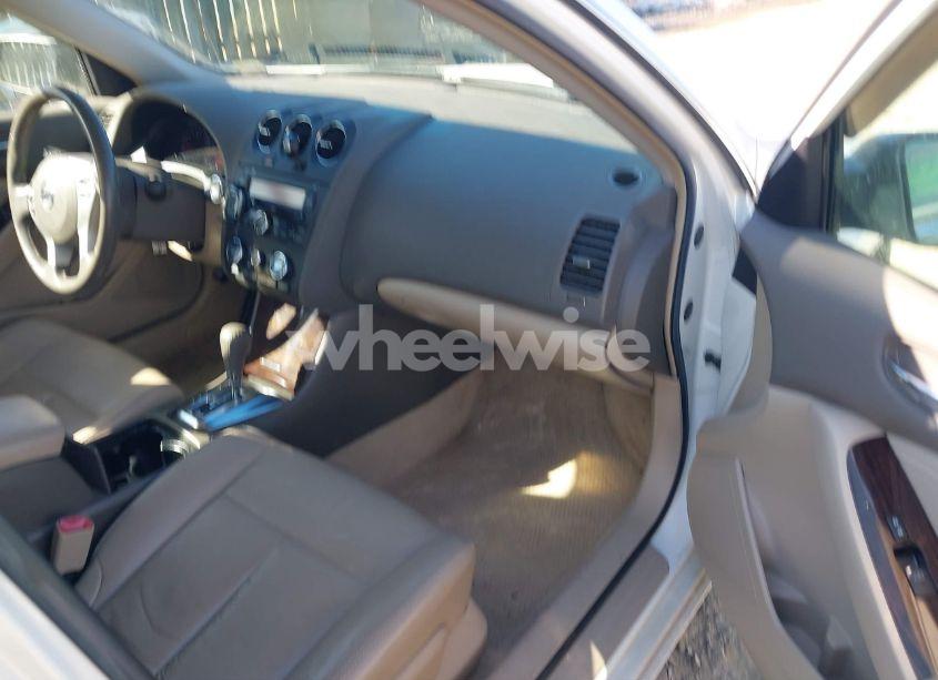 Photo 5 of 2010 Nissan Altima 2.5 S (VIN 1N4AL2AP4AC182309)