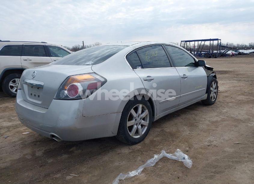 Photo 4 of 2010 Nissan Altima 2.5 S (VIN 1N4AL2AP4AN429445)
