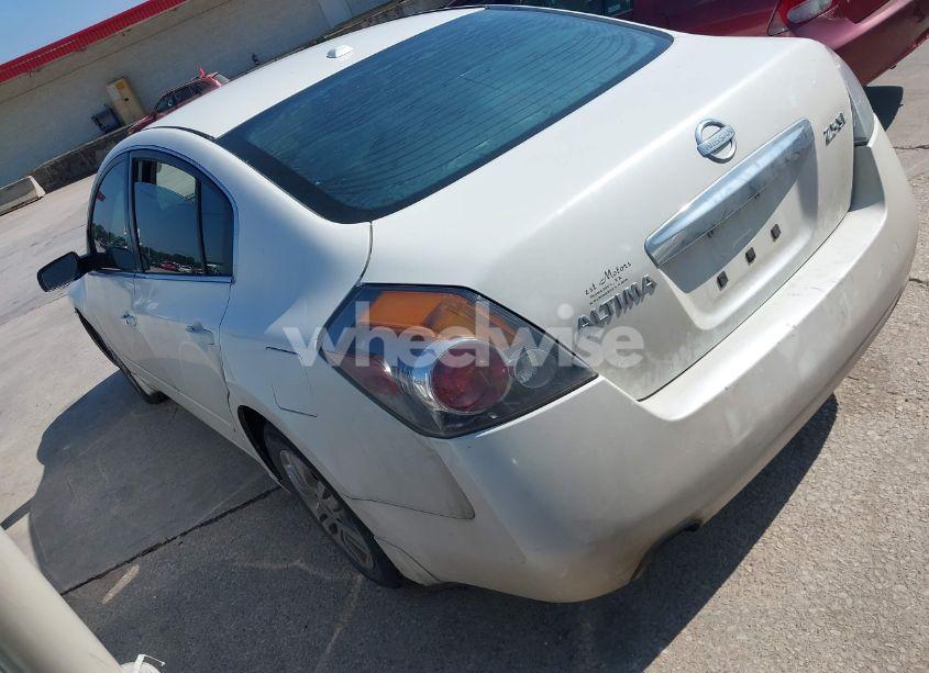 Photo 3 of 2010 Nissan Altima 2.5 S (VIN 1N4AL2AP4AN431812)