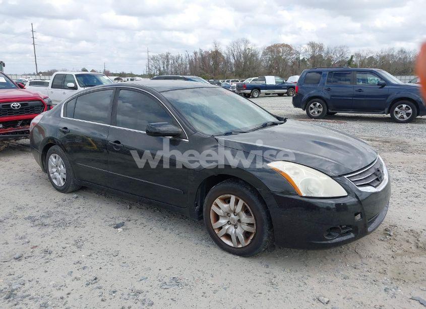 2011 Nissan Altima 2.5 S (VIN 1N4AL2AP4BC131510) main photo