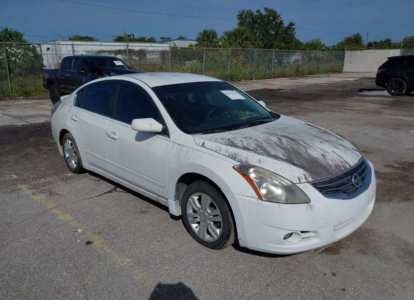 2011 Nissan Altima 2.5 S (VIN 1N4AL2AP4BC140482) main photo