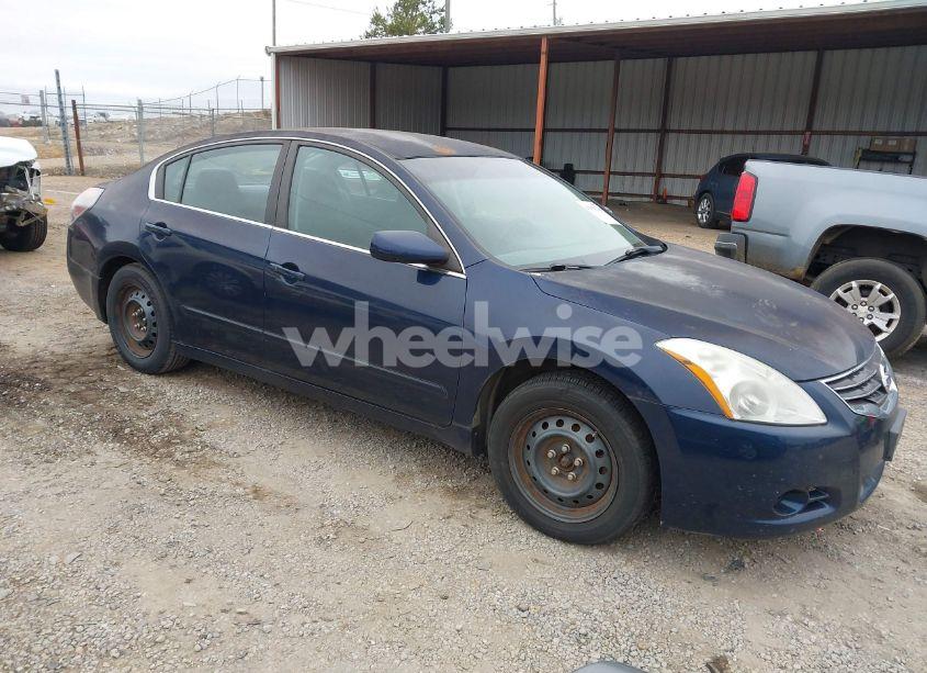 2011 Nissan Altima 2.5 S (VIN 1N4AL2AP4BC155774) main photo