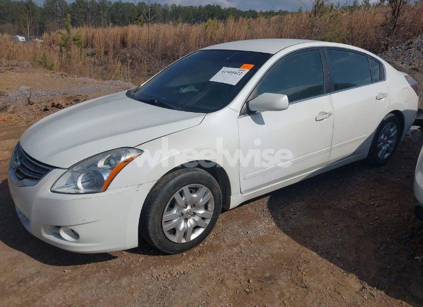 Photo 2 of 2011 Nissan Altima 2.5 S (VIN 1N4AL2AP4BC181372)