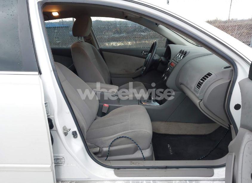 Photo 5 of 2011 Nissan Altima 2.5 (VIN 1N4AL2AP4BN411934)