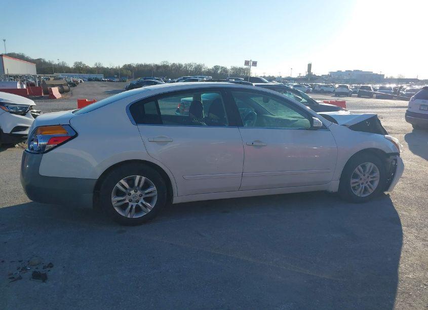 Photo 13 of 2011 Nissan Altima 2.5 S (VIN 1N4AL2AP4BN412632)