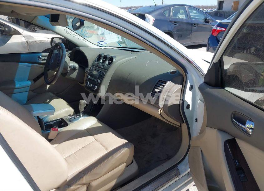 Photo 5 of 2011 Nissan Altima 2.5 S (VIN 1N4AL2AP4BN430418)