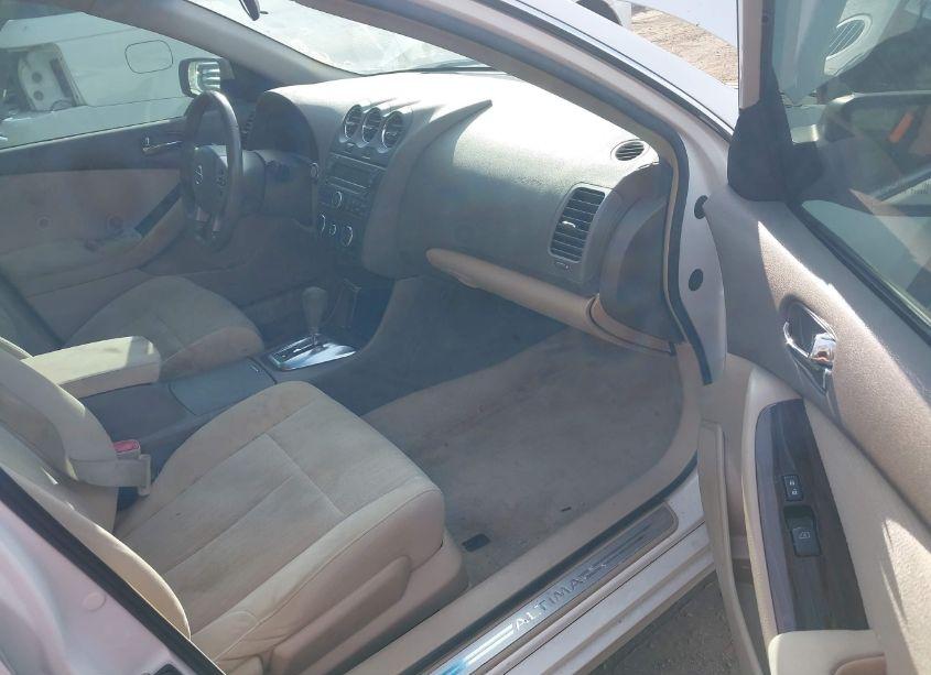 Photo 5 of 2011 Nissan Altima 2.5 S (VIN 1N4AL2AP4BN438048)