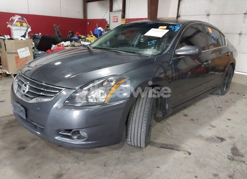 Photo 2 of 2011 Nissan Altima 2.5 S (VIN 1N4AL2AP4BN438082)