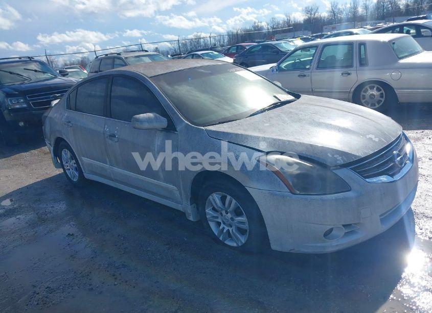 2011 Nissan Altima 2.5 S (VIN 1N4AL2AP4BN477528) main photo