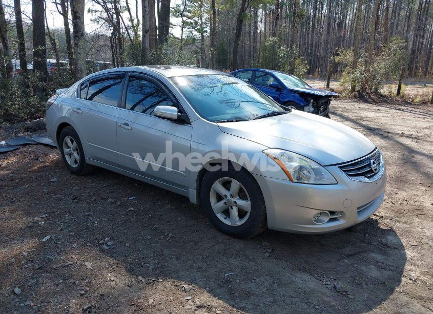 2011 Nissan Altima 2.5 S (VIN 1N4AL2AP4BN483474) main photo