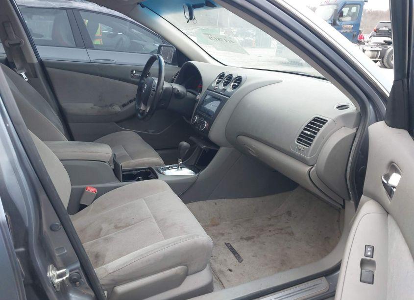 Photo 5 of 2011 Nissan Altima 2.5 S (VIN 1N4AL2AP4BN496791)