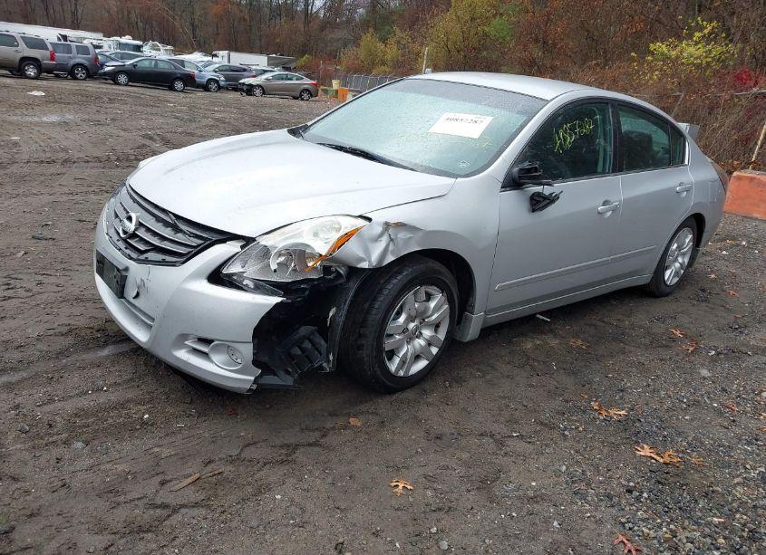Photo 2 of 2011 Nissan Altima 2.5 S (VIN 1N4AL2AP4BN500211)