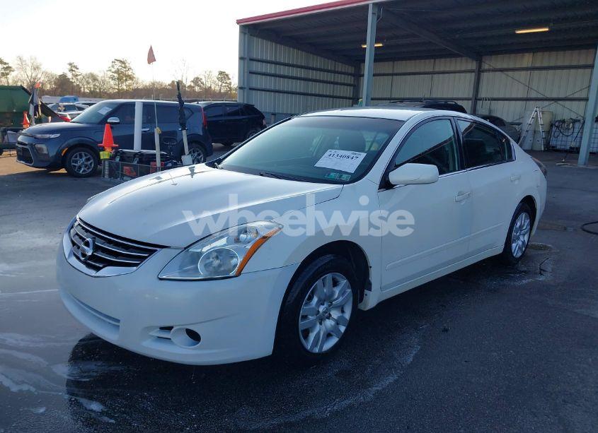 Photo 2 of 2012 Nissan Altima 2.5 S (VIN 1N4AL2AP4CC224884)