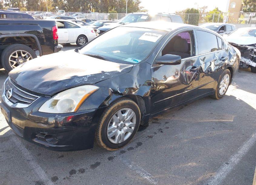 Photo 2 of 2012 Nissan Altima 2.5 S (VIN 1N4AL2AP4CC259649)