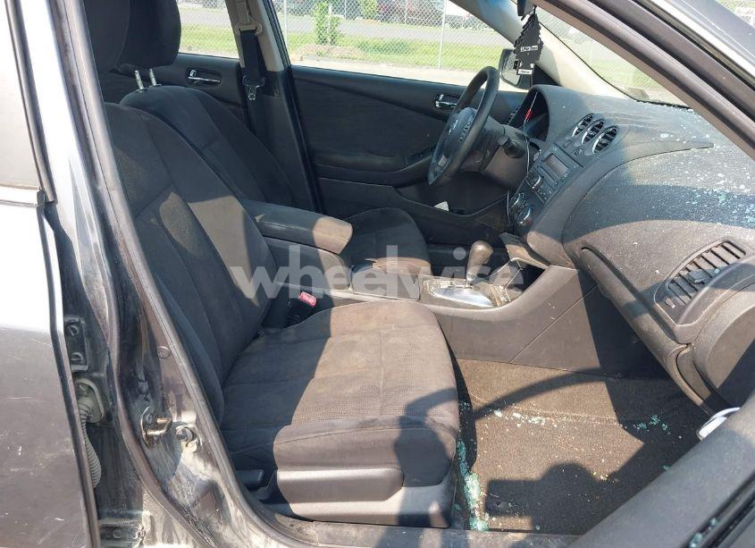 Photo 5 of 2010 Nissan Altima 2.5 S (VIN 1N4AL2AP5AC162716)