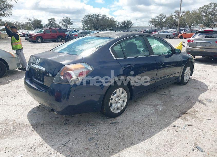 Photo 4 of 2010 Nissan Altima 2.5 S (VIN 1N4AL2AP5AC171965)