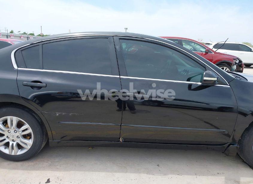 Photo 13 of 2010 Nissan Altima 2.5 S (VIN 1N4AL2AP5AN422472)