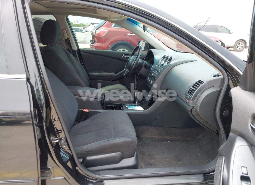 Photo 5 of 2010 Nissan Altima 2.5 S (VIN 1N4AL2AP5AN422472)