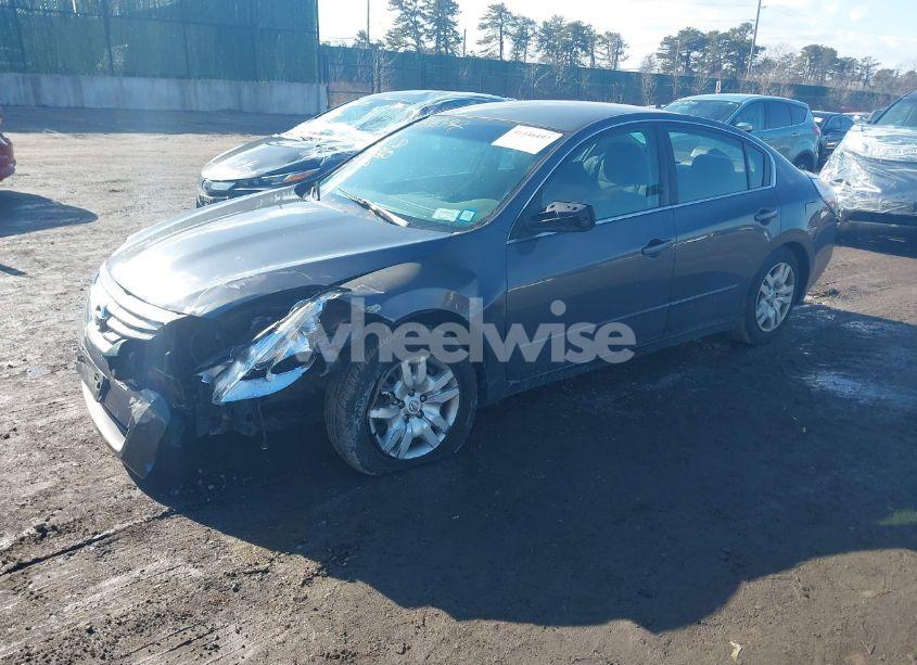 Photo 2 of 2010 Nissan Altima 2.5 S (VIN 1N4AL2AP5AN442463)